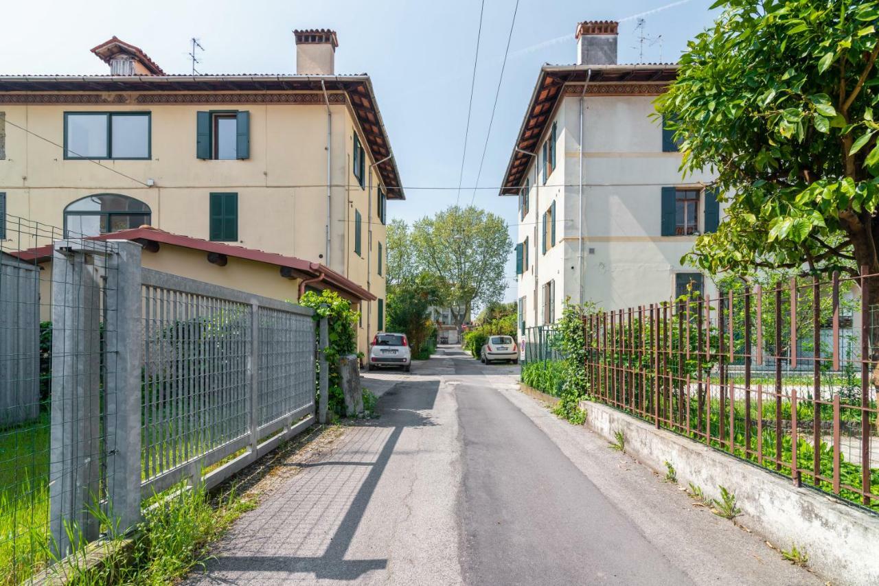 Prato Della Valle Roomy Flat Padova Exterior foto