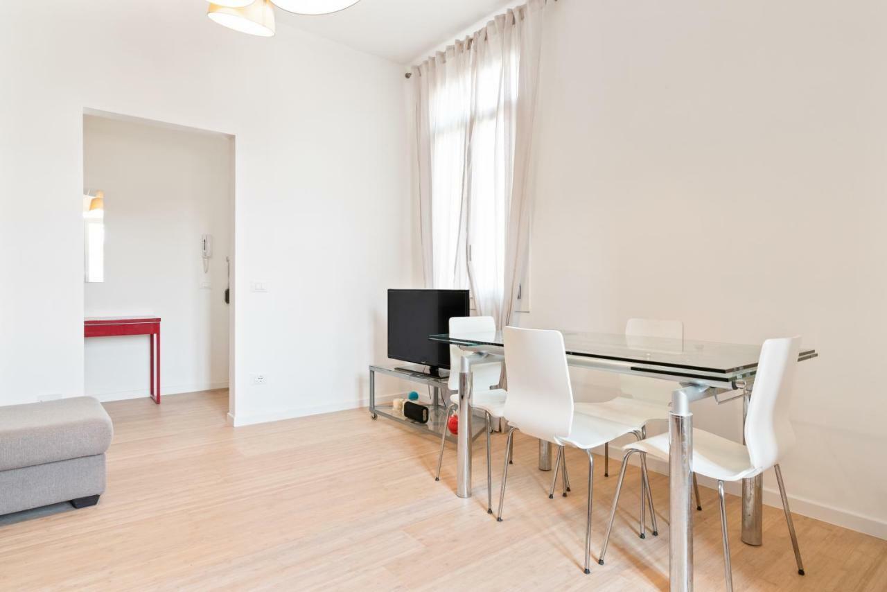 Prato Della Valle Roomy Flat Padova Exterior foto